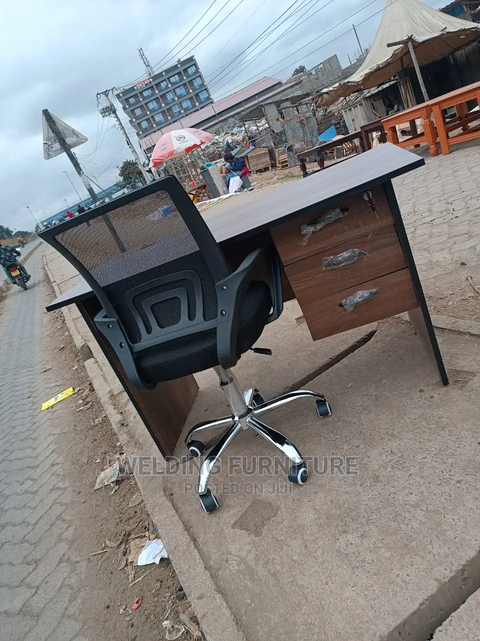 Office Desk Office Desks in Ziwani/Kariokor Furniture, Welding