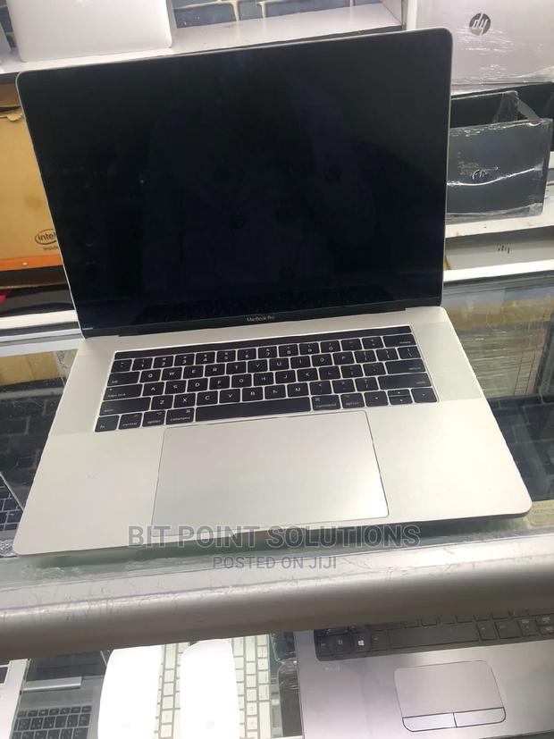 Laptop Apple MacBook Pro 2017 16GB Intel Core I7 SSD 500GB - thumbnail 2