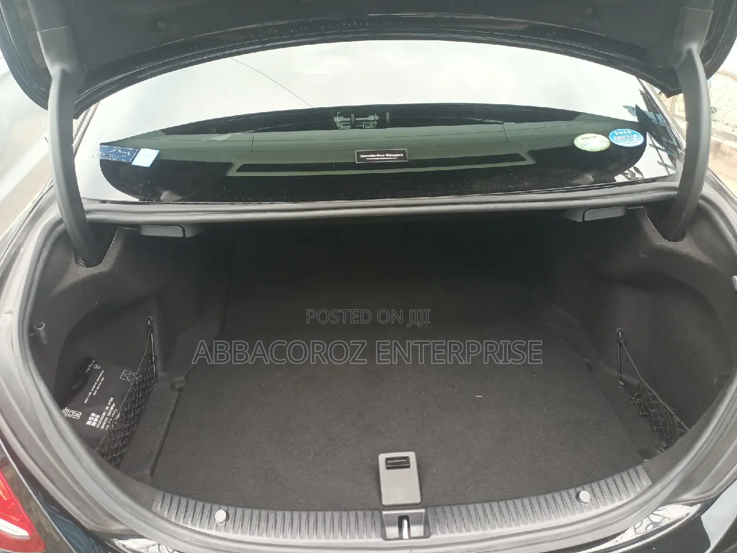 Mercedes-Benz C180 2016 Black