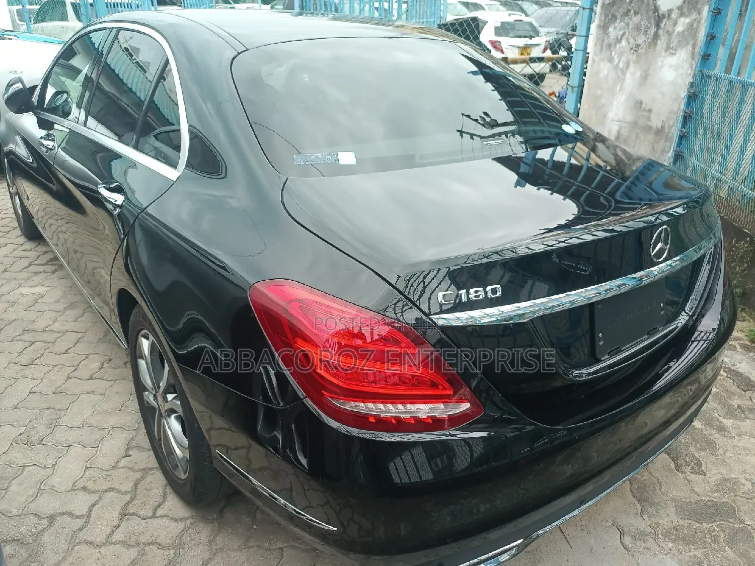 Mercedes-Benz C180 2016 Black