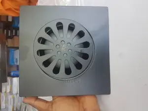 Floor Drain With Removable Cover