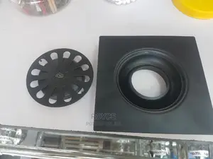 Floor Drain With Removable Cover