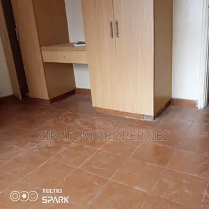 3bdrm Apartment in Nairobi West for rent