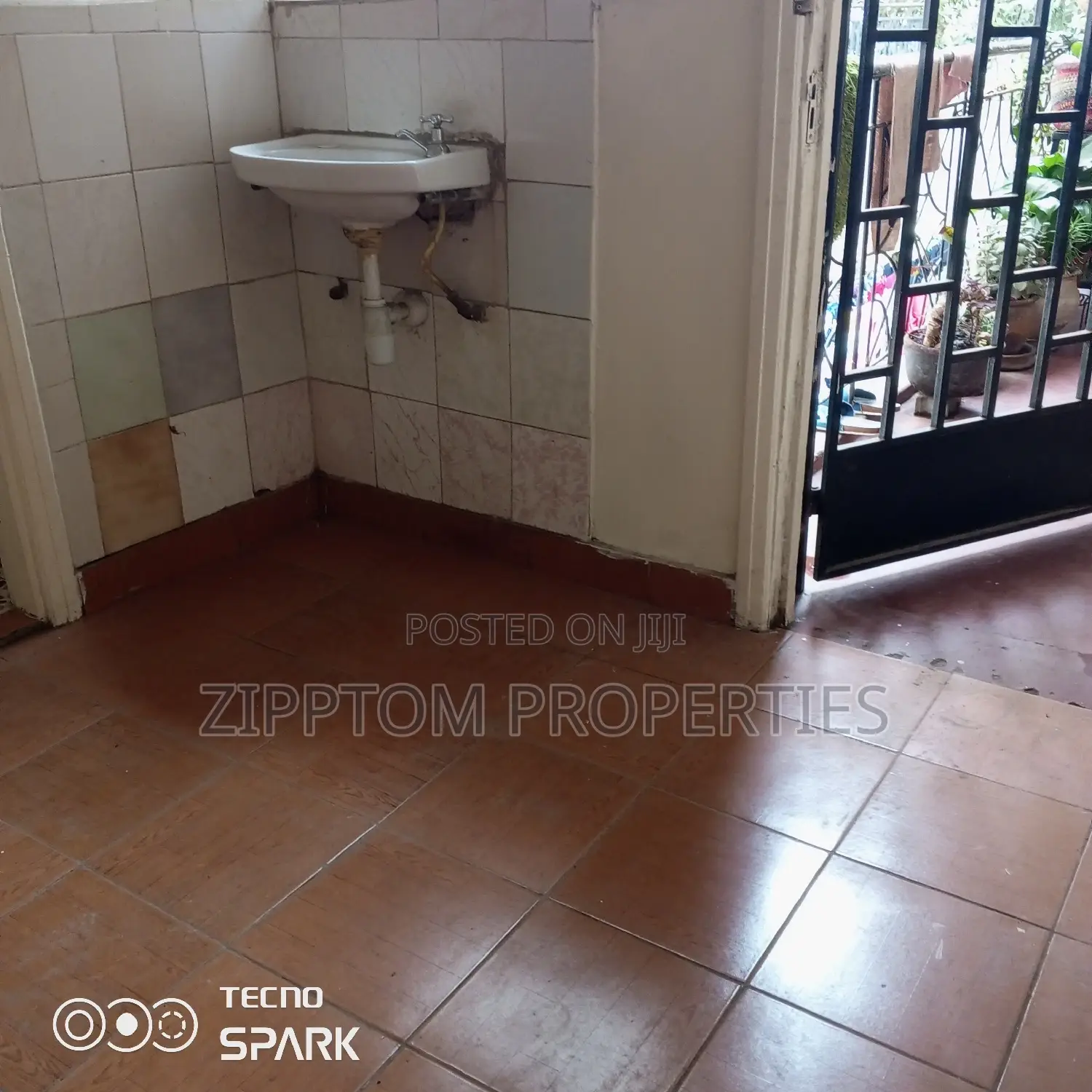 3bdrm Apartment in Nairobi West for rent