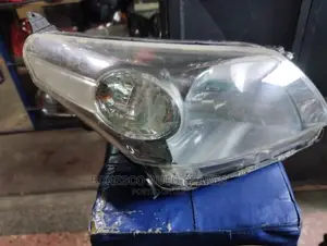 Toyota IST New Model Xenon Headlight Assembly
