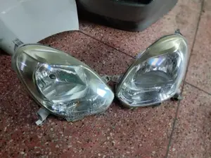 Toyota Passo 2014-2015 Nonxenon Headlights