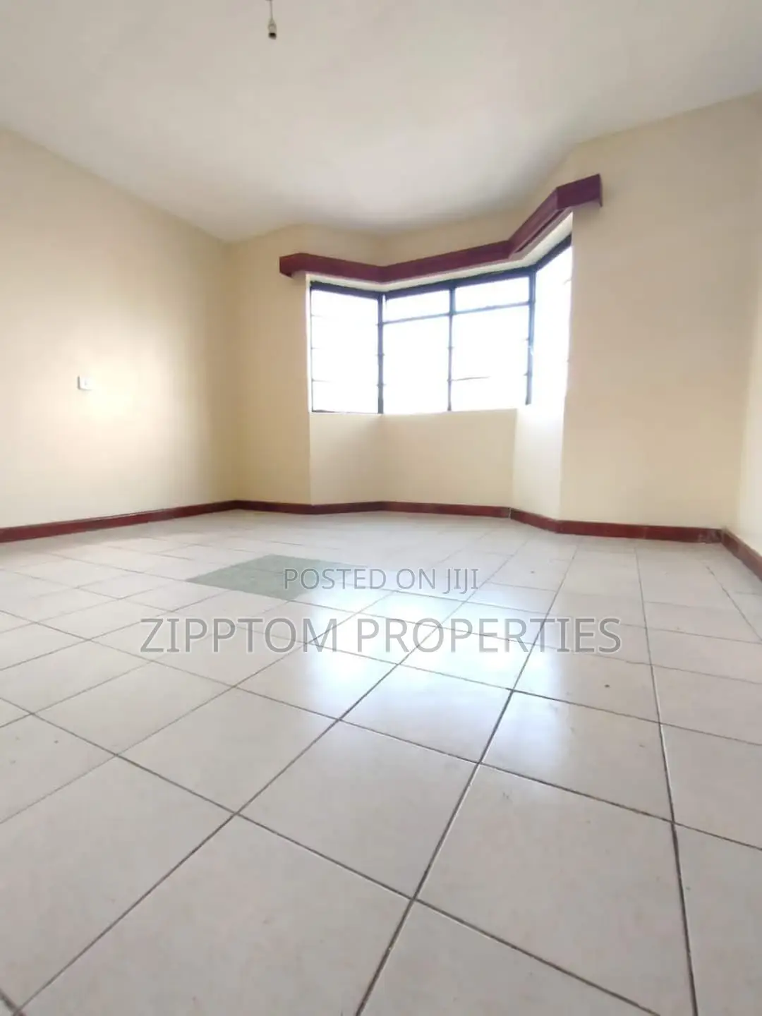 3bdrm Apartment in Madaraka for rent