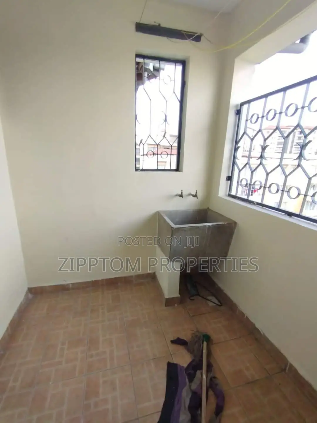 3bdrm Apartment in Madaraka for rent