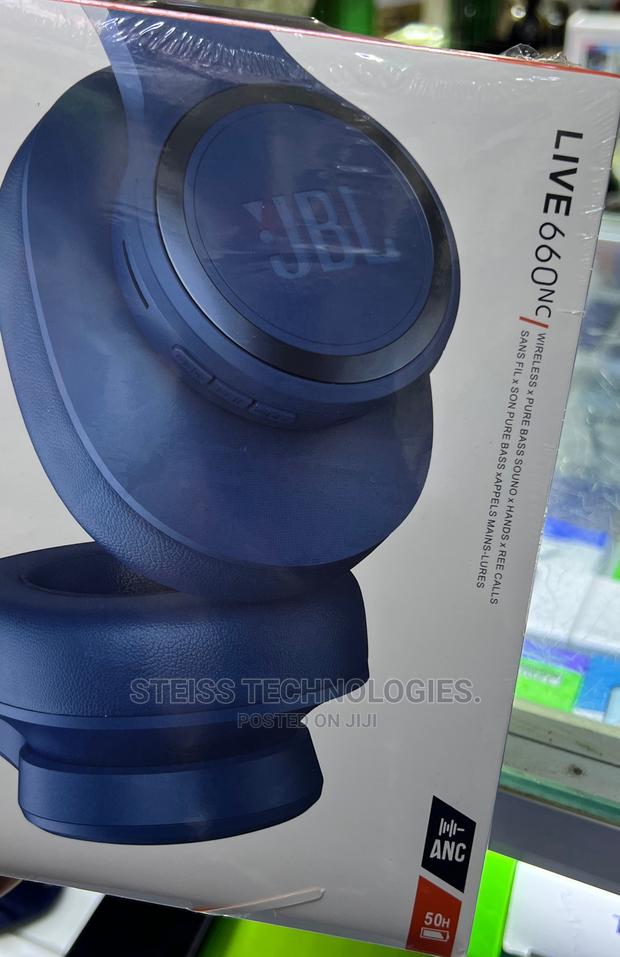 JBL Live 660 Headphones. - thumbnail 2