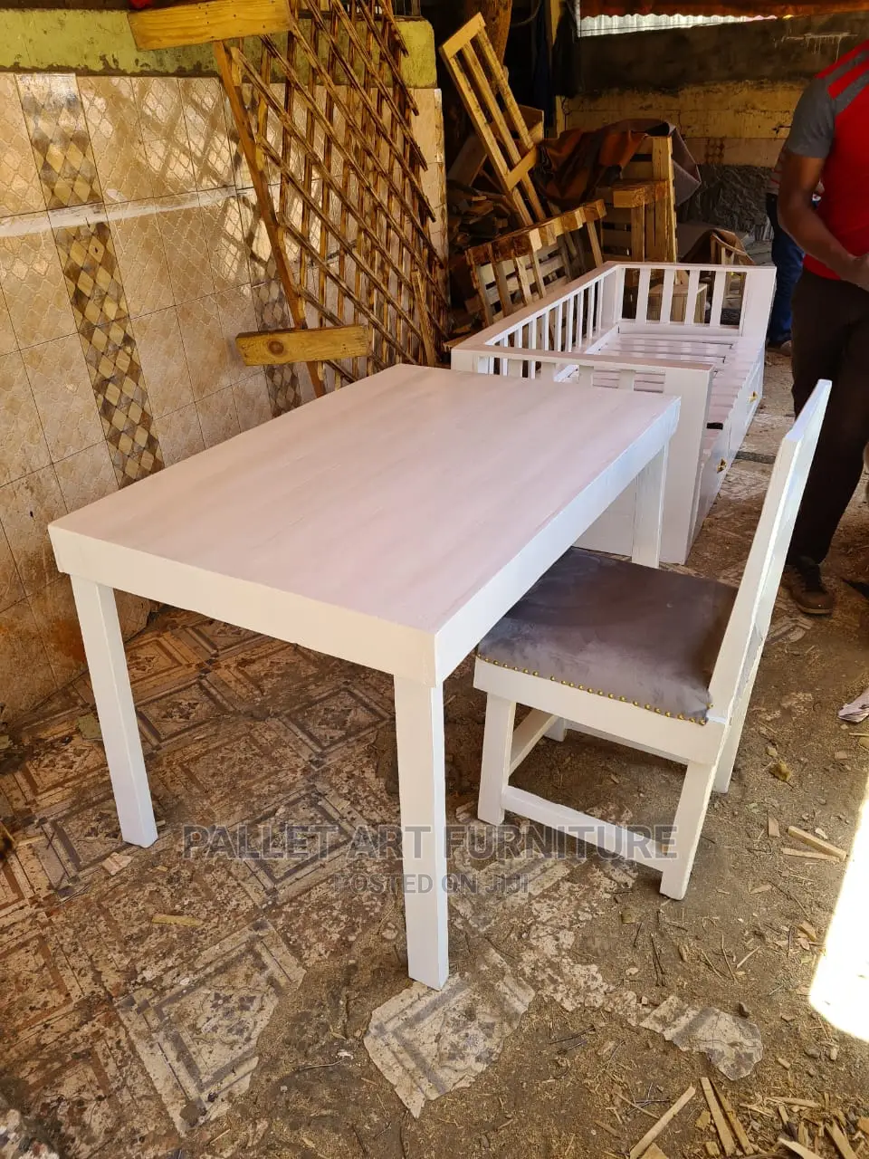 Dinning Table