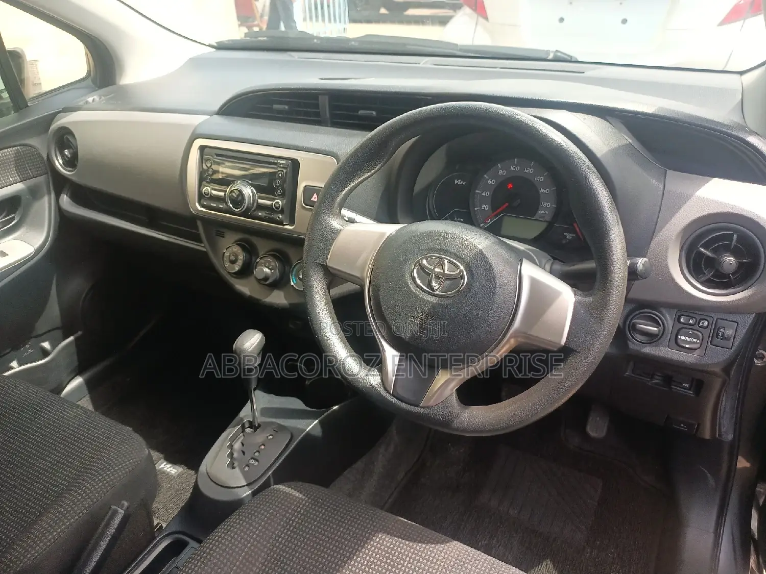 Toyota Vitz 2016 Gray