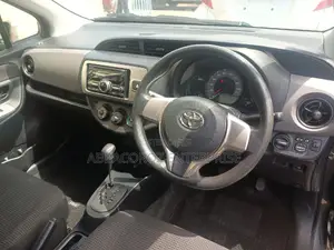 Toyota Vitz 2016 Gray