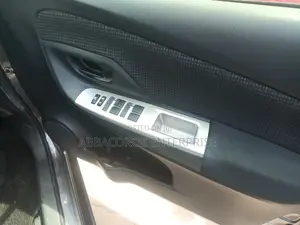 Toyota Vitz 2016 Gray