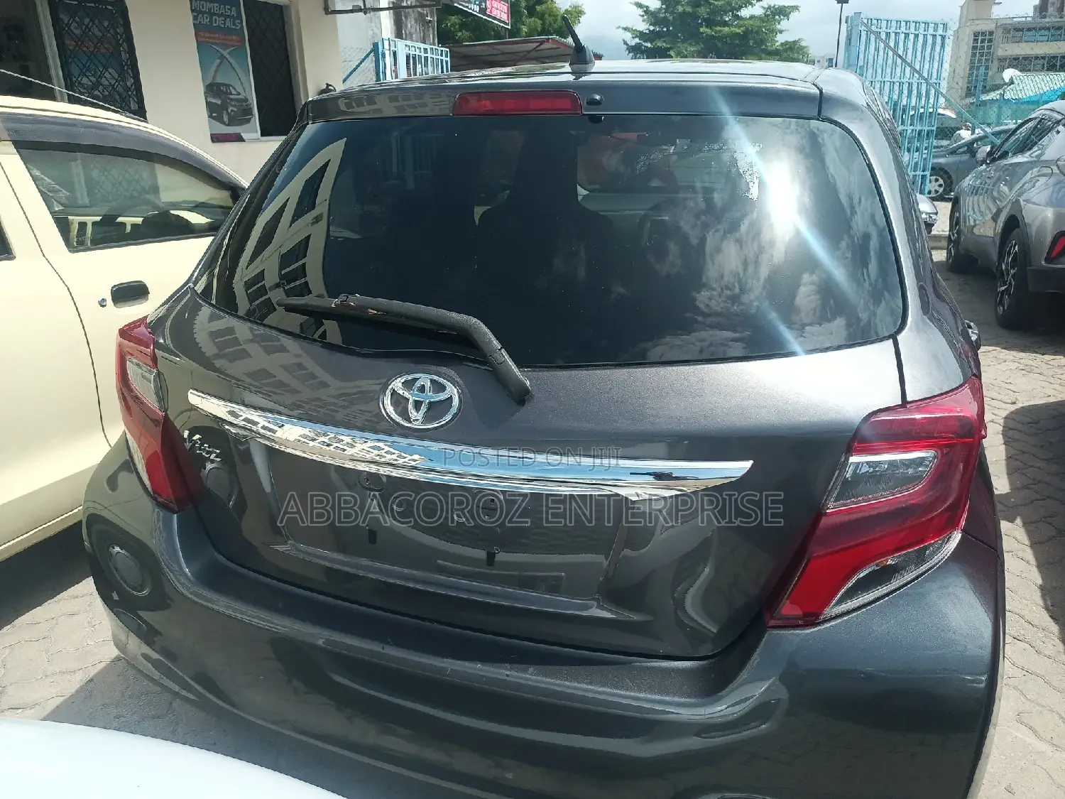 Toyota Vitz 2016 Gray