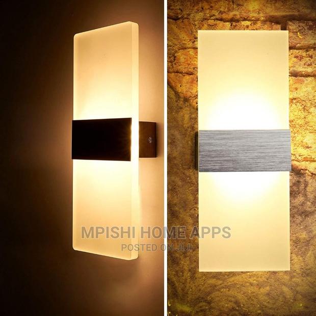 LED Wall Light - thumbnail 4