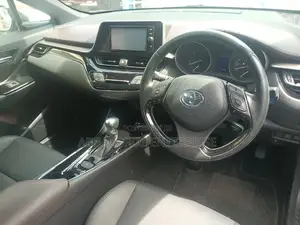 Toyota C-HR 2023 Silver