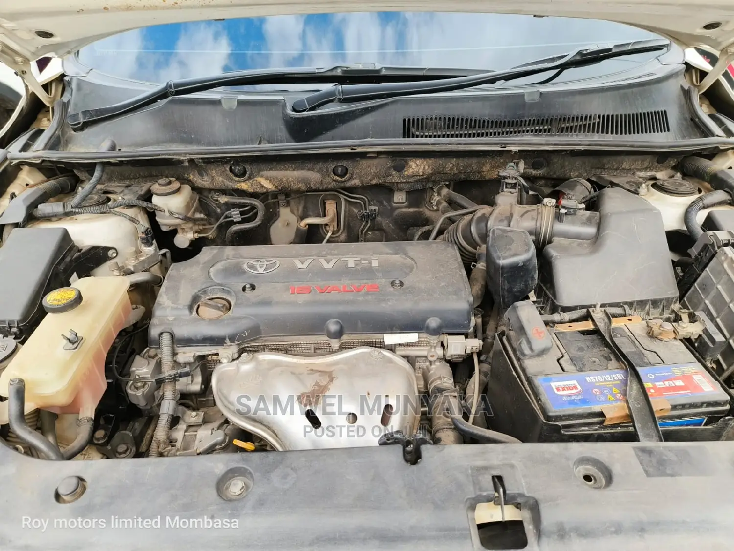 Toyota Vanguard 2012 Pearl