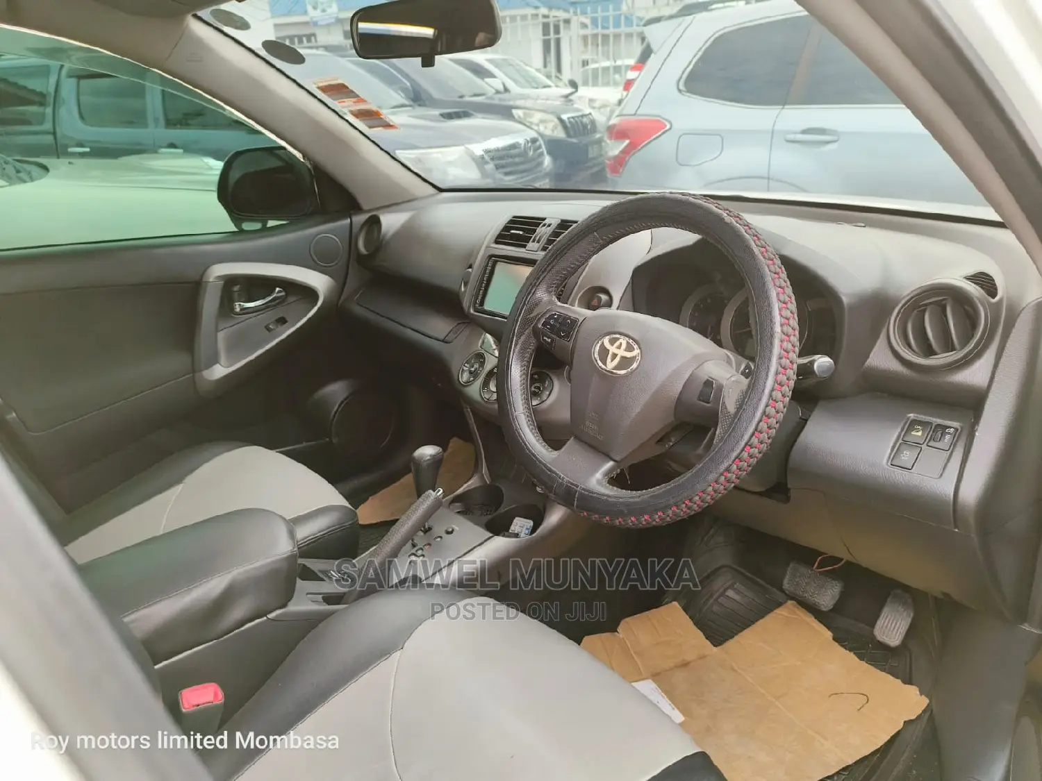 Toyota Vanguard 2012 Pearl