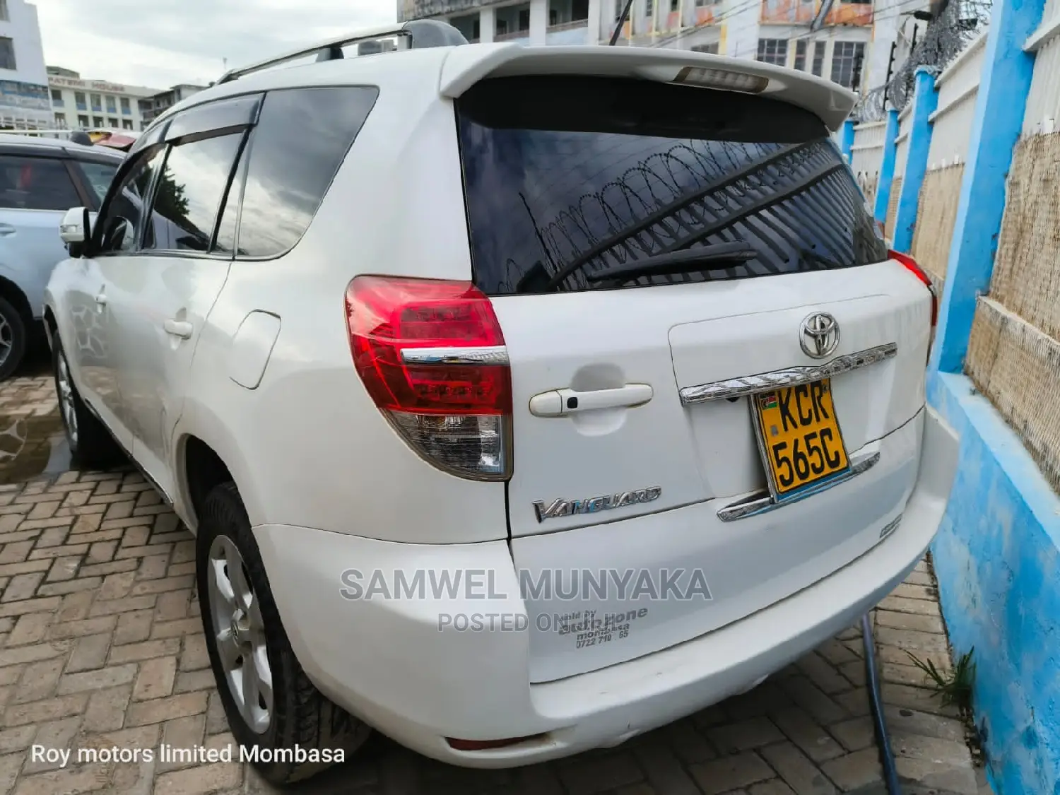 Toyota Vanguard 2012 Pearl