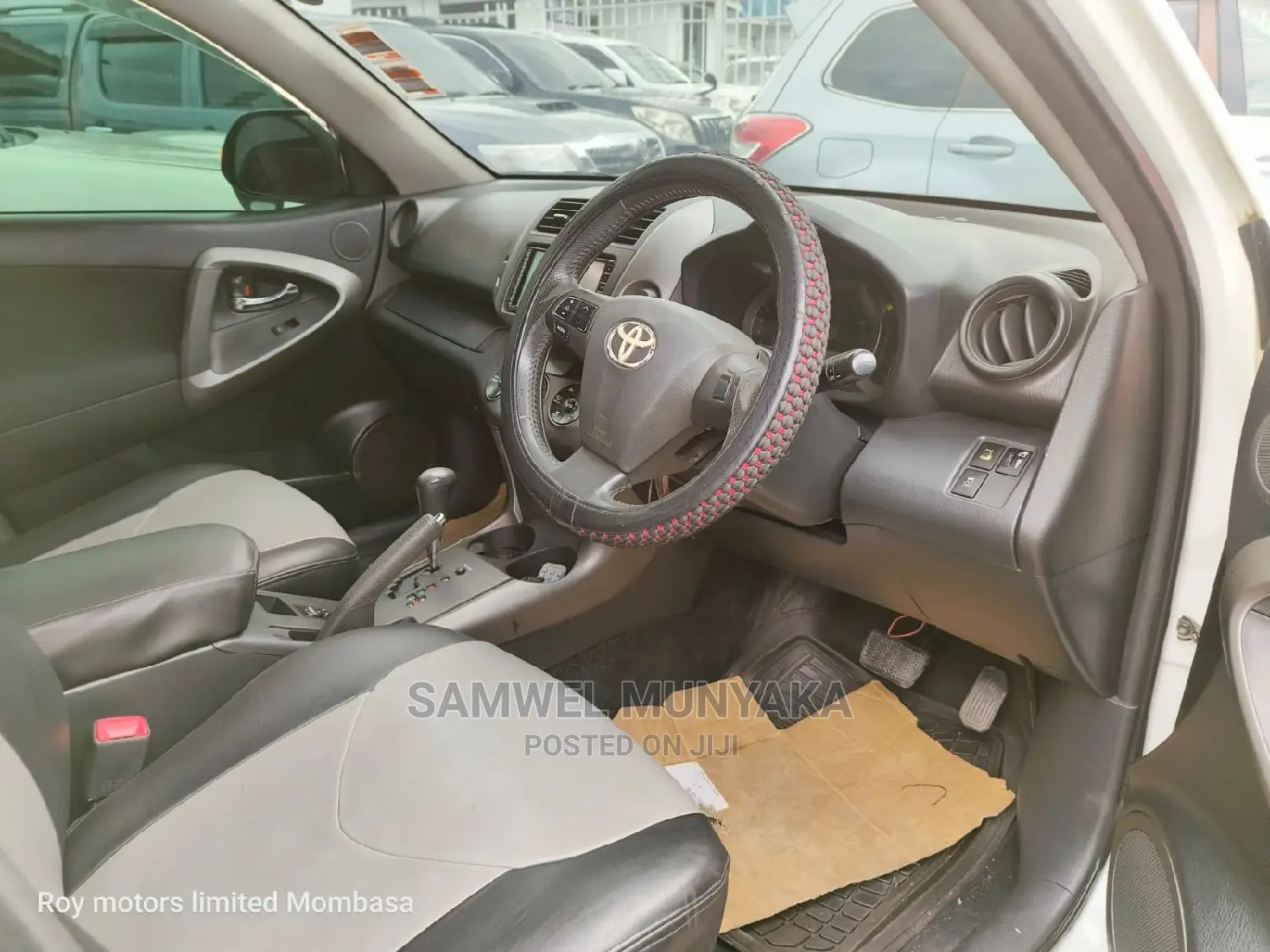 Toyota Vanguard 2012 Pearl