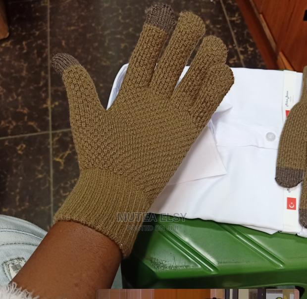 Beige Gloves  - thumbnail 3