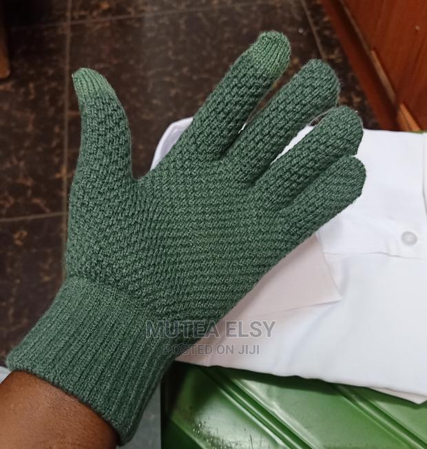 Emalard Green Unisex Official Gloves - thumbnail 2
