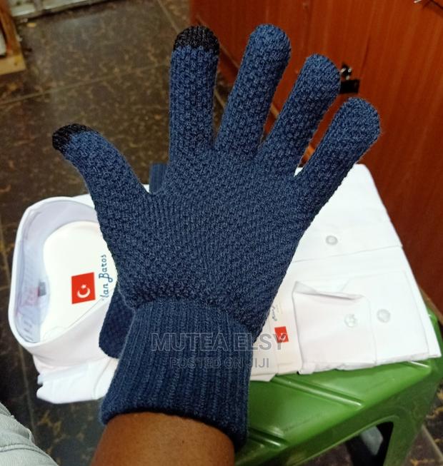 Navyblue Unisex Official Gloves. - thumbnail 3