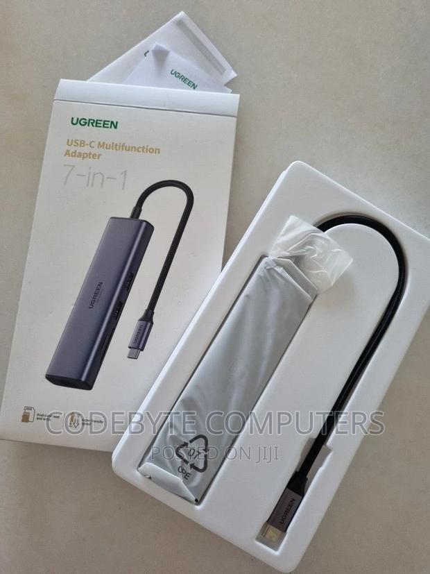 USB-C Multifunction Adapter 7 in 1 - CM512 - main view