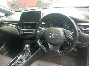 Toyota C-HR 2023 White