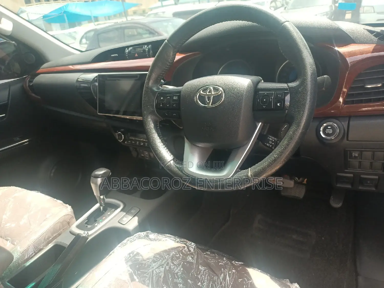 Toyota Hilux 2016 White