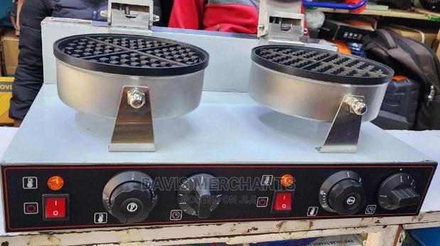 Double Commercial Waffle Maker Suitable for Restaurant's