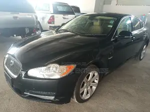 Jaguar XF 2016 Black
