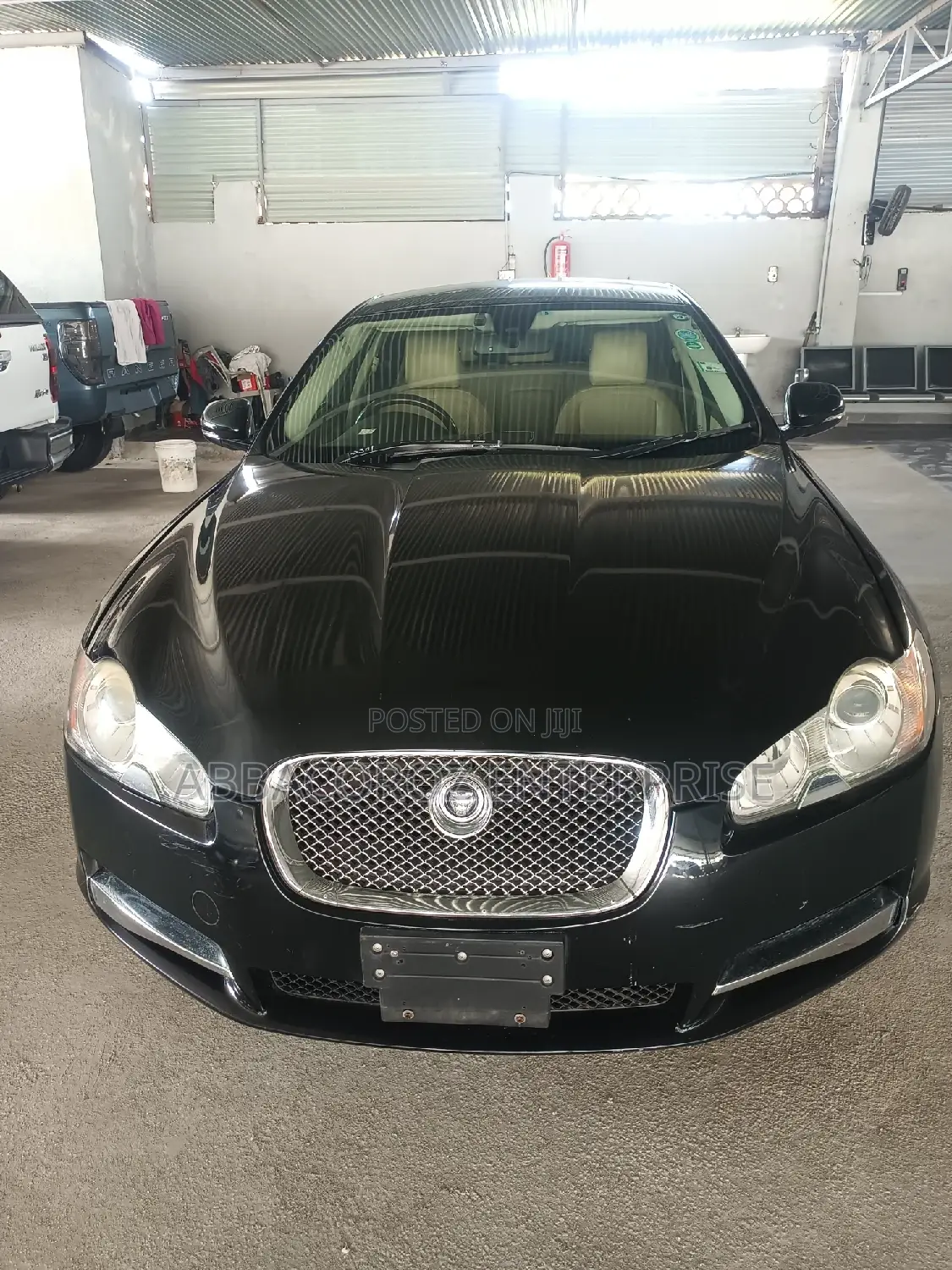 Jaguar XF 2016 Black