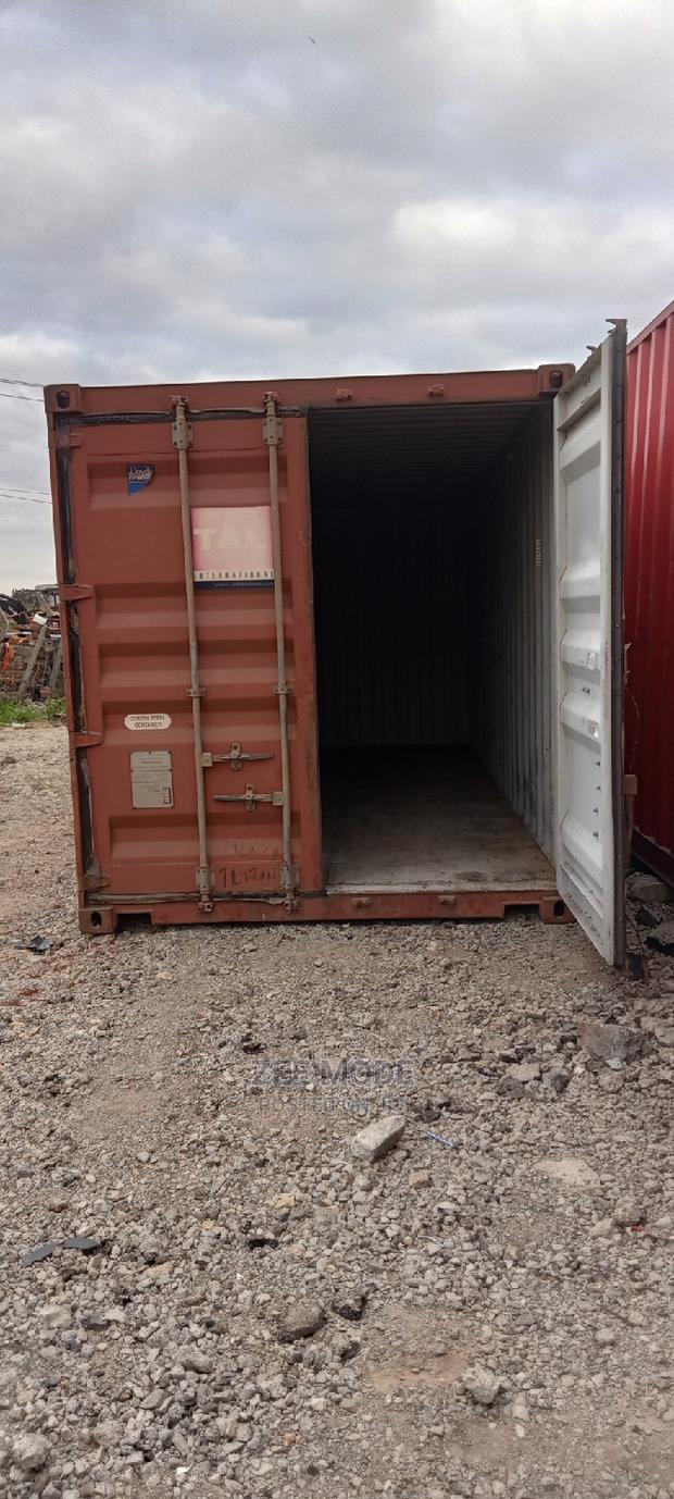Super Clean 20ft Container - thumbnail 2