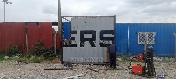 10ft Container Cafe - main view