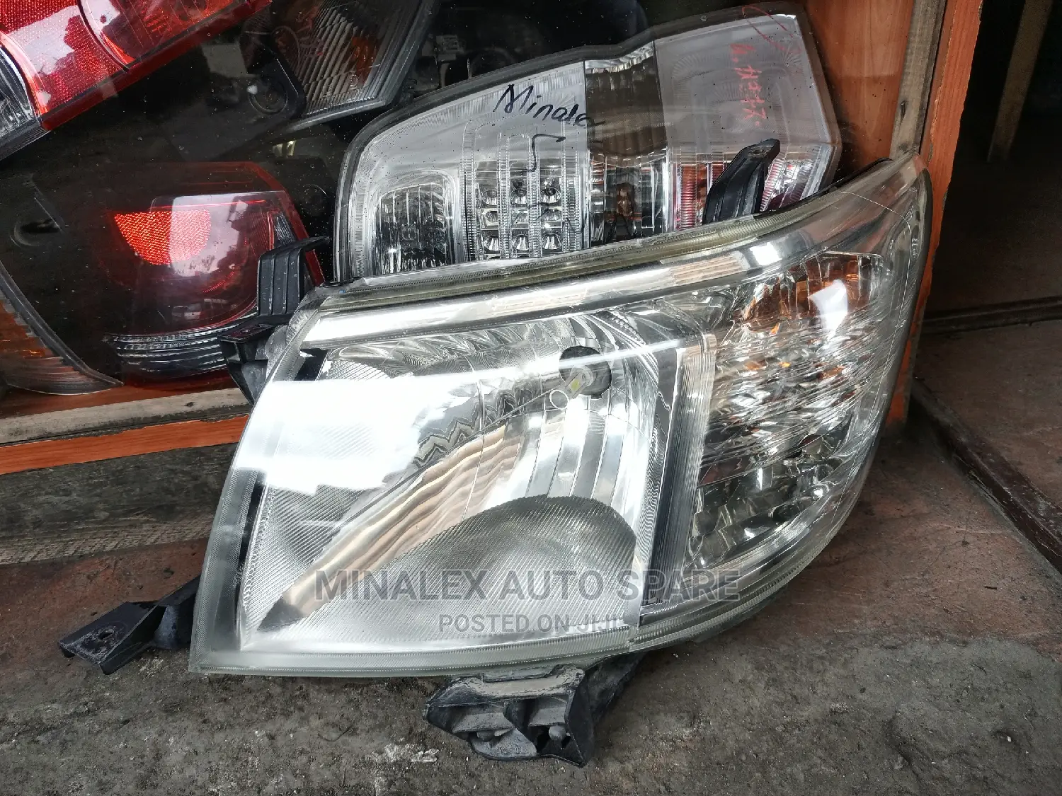 Headlight Toyota Vigo 2012 Model Black Housing