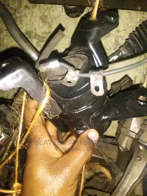 Wish 2002-2005 Gearbox Mount