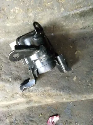 Wish 2002-2005 Gearbox Mount