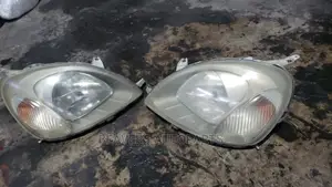 Vitz Old Model Headlights
