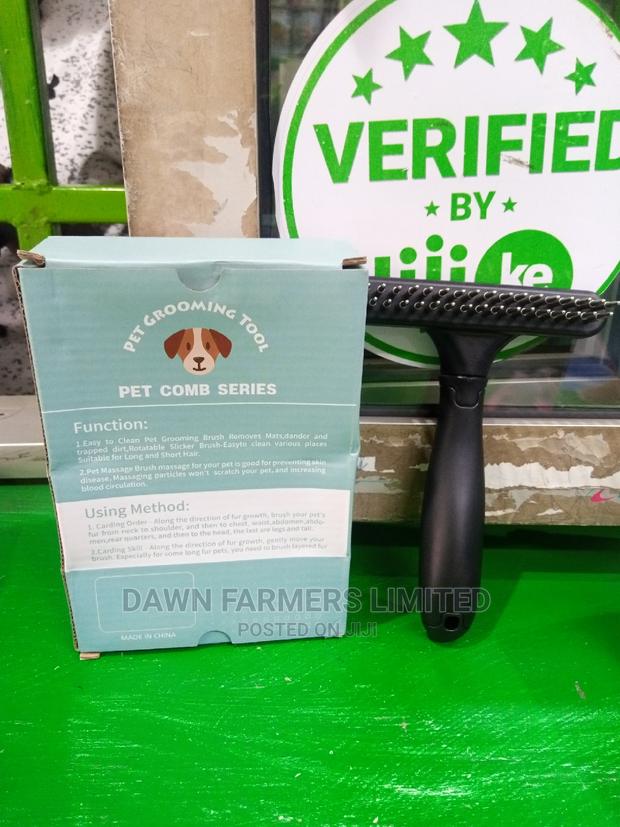 Grooming Brush - thumbnail 3