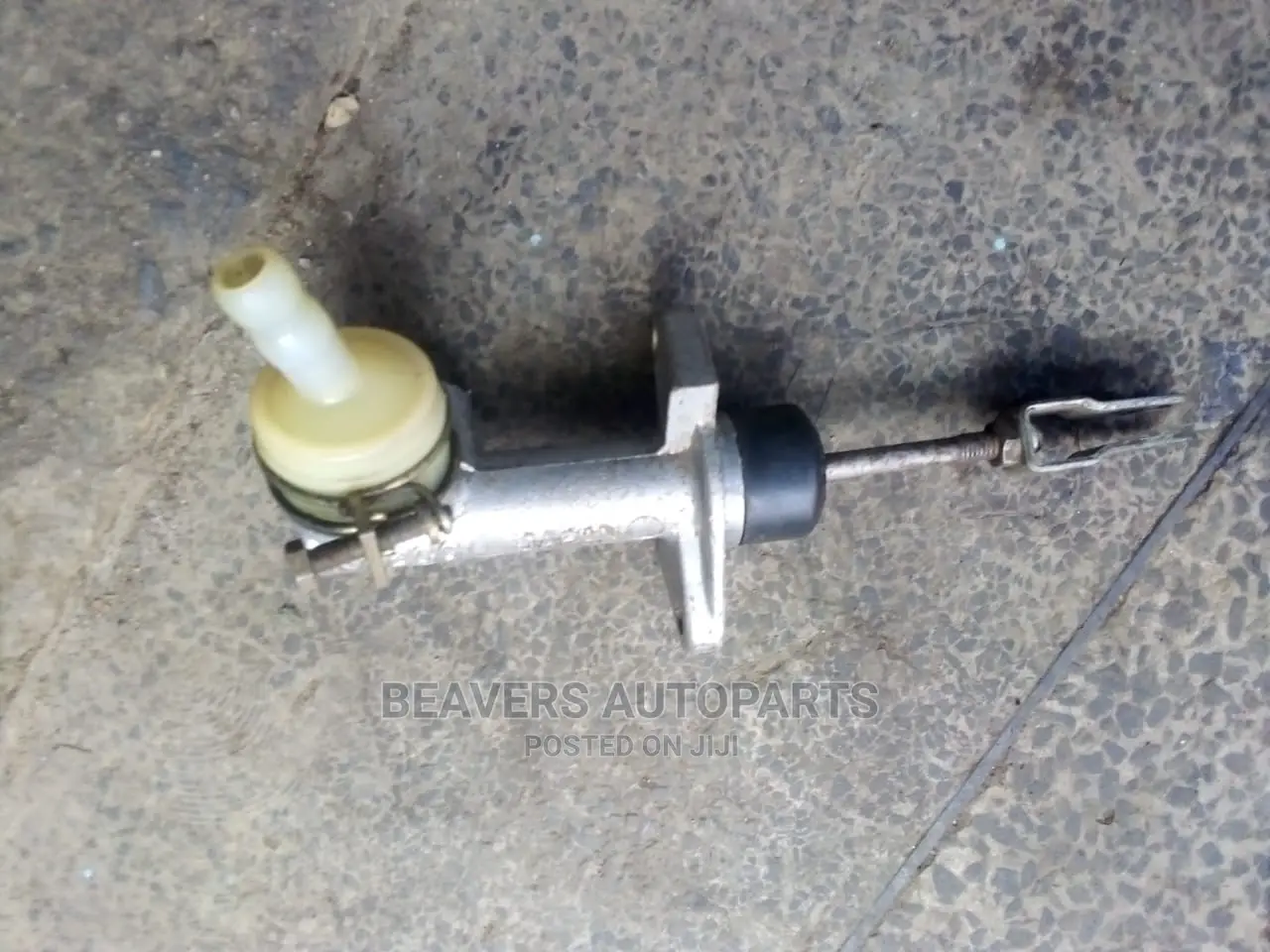 Nissan Caravan E25 Clutch Master Cylinder