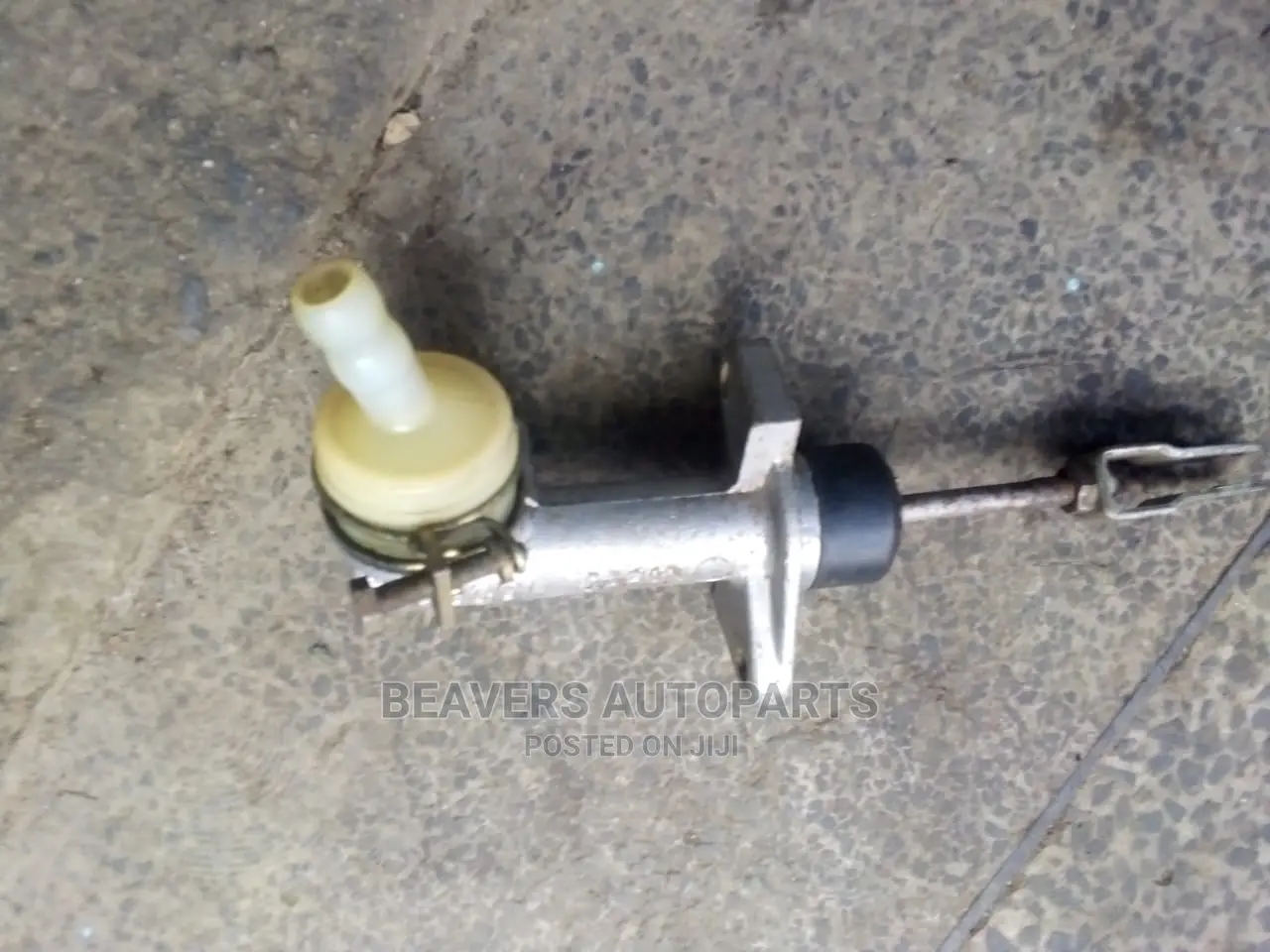 Nissan Caravan E25 Clutch Master Cylinder