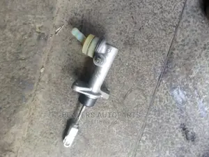 Nissan Caravan E25 Clutch Master Cylinder