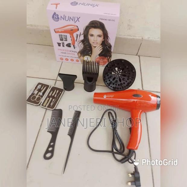Nunix Blow-Dryer With Accessories - main view