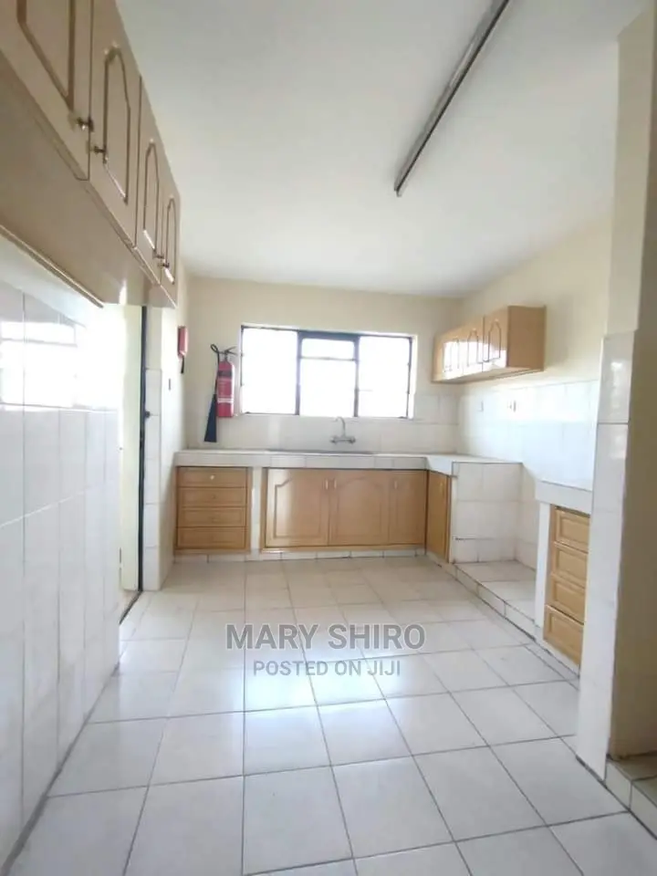 3bdrm Apartment in Madaraka for rent