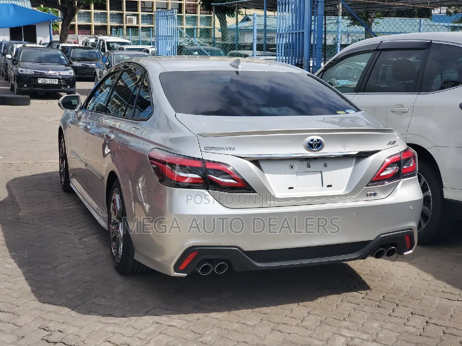Toyota Crown 2019 Gray