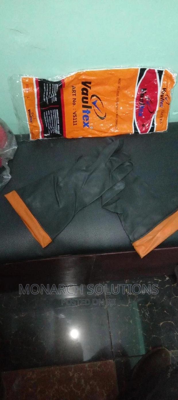 Industrial Rubber Gloves