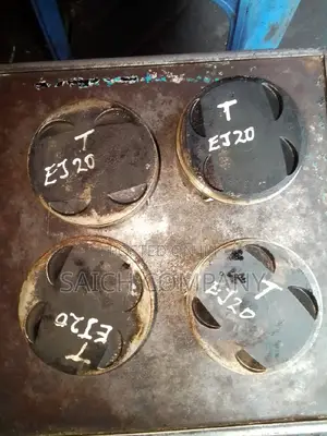 Subaru EJ20 Turbo Pistons