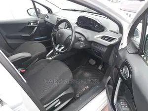 Peugeot 208 2017 White