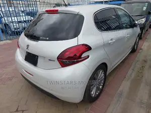 Peugeot 208 2017 White